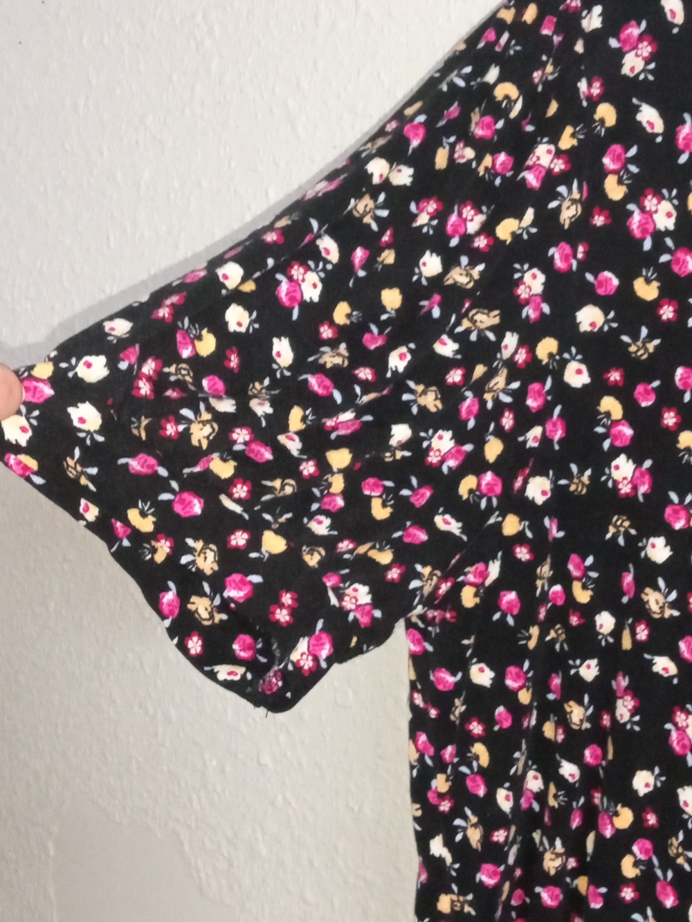 New! Women's Black Floral Short-Sleeve Top - Pink & Yellow Print